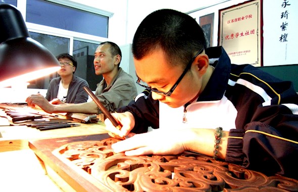 红木雕刻技艺传承优秀社团展示