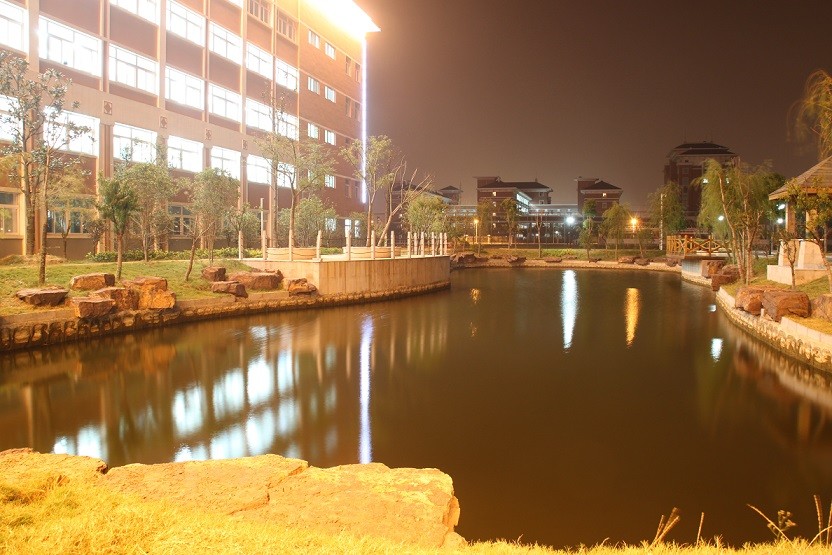 学院映像